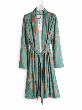 Sheridan French small/medium Floral Wrap Robe NWT